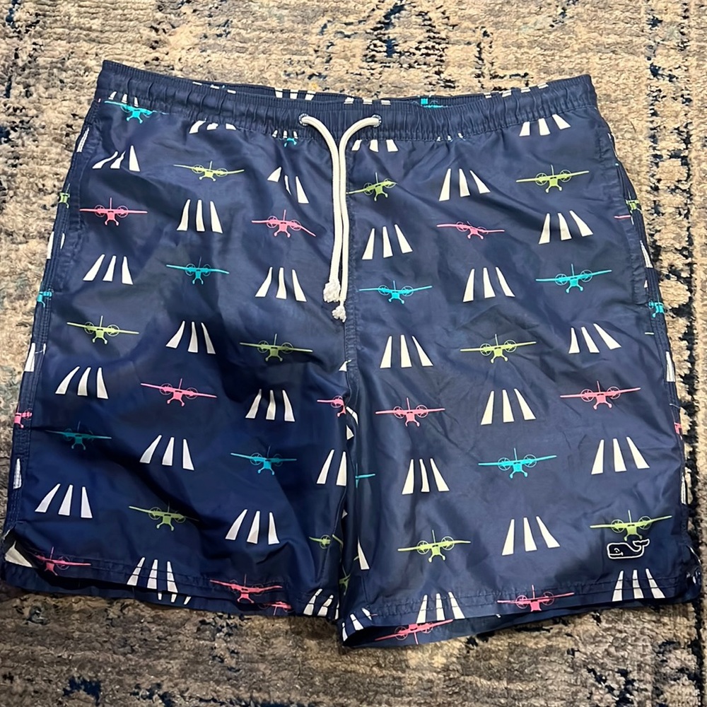 Men’s Vineyard Vines Printed Swim Trunks